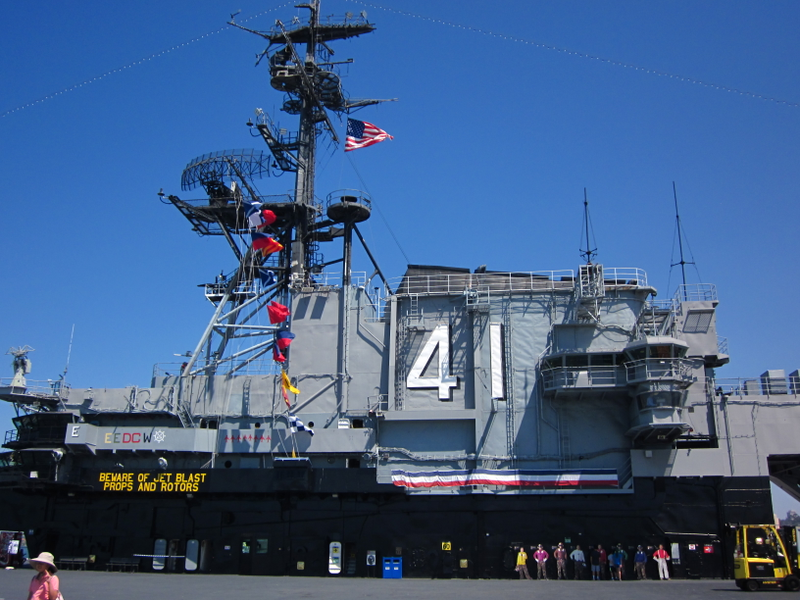 Illustration for article titled USS Midway
